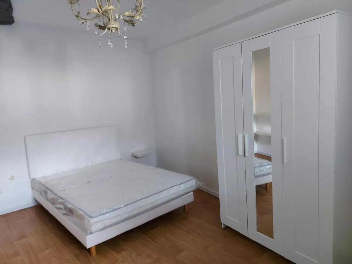 Cosy T2,Centre,Wi Fi,Tram,Bus,Proche Opera,Facs Apartment Saint-Etienne  0*, Saint-Etienne (Loire)